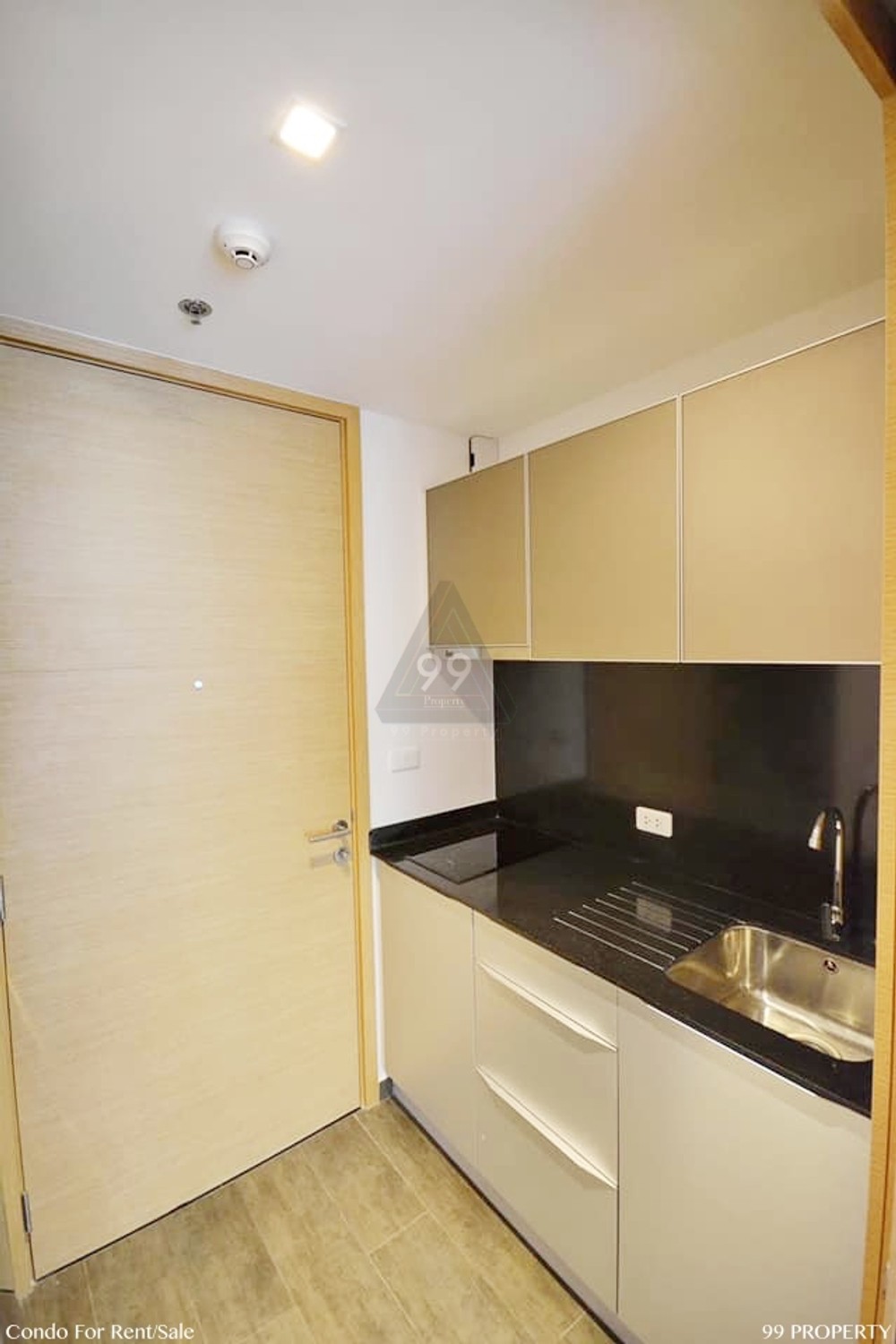 The Lofts Ekkamai : เดอะ ล็อฟท์ เอกมัย.