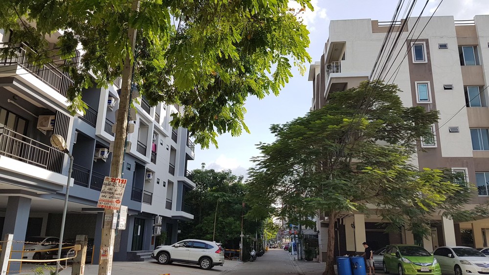 ลาดพร้าวชาโตว์ ห้องพักใหม่ย่านลาดพร้าว 81 จอดรถฟรี