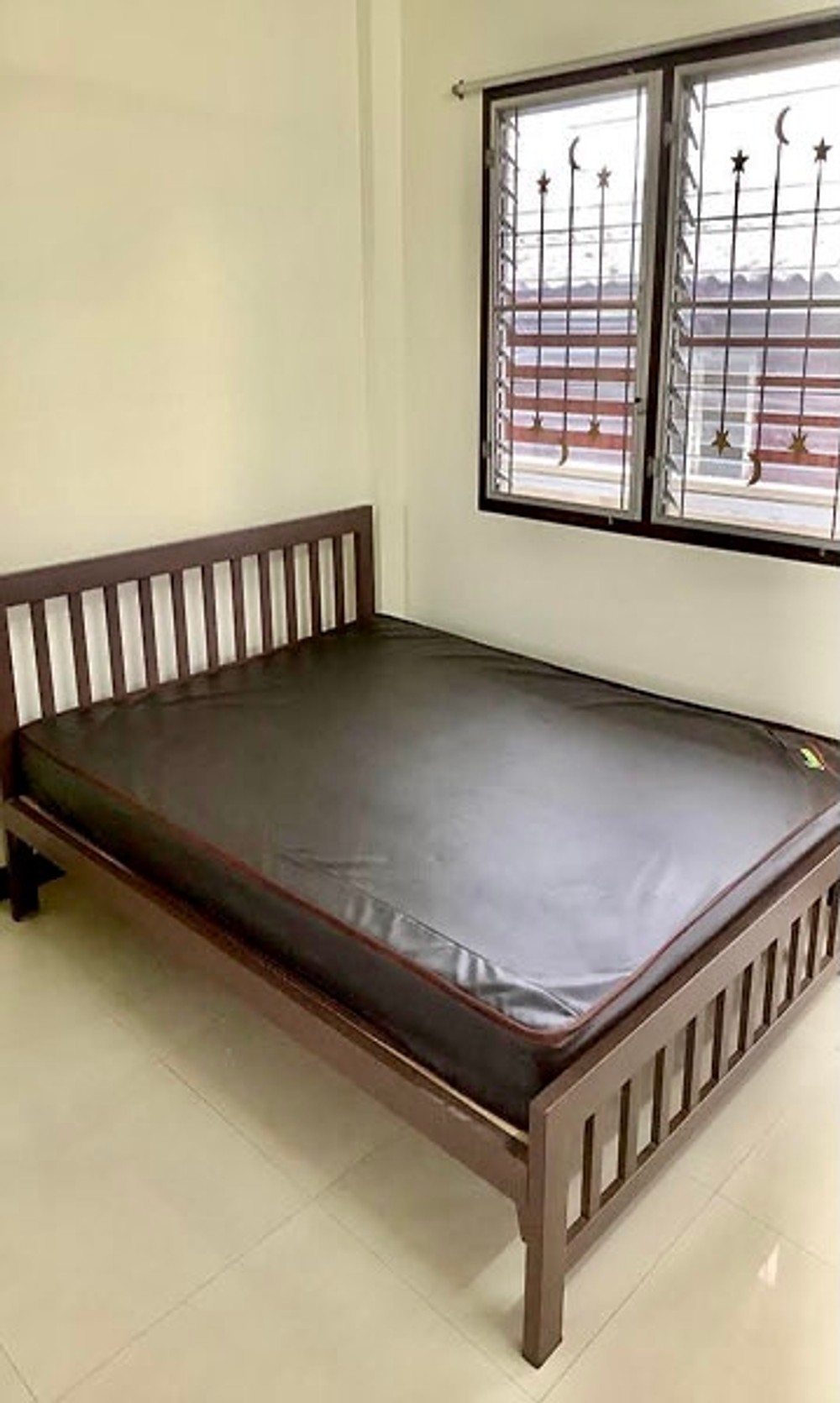 ให้เช่าห้องพัก "บ้านแม่ไก่" ซ.จรัญสนิทวงศ์ 79 บางพลัด ใกล้สถานีรถไฟฟ้า MRTบางพลัด