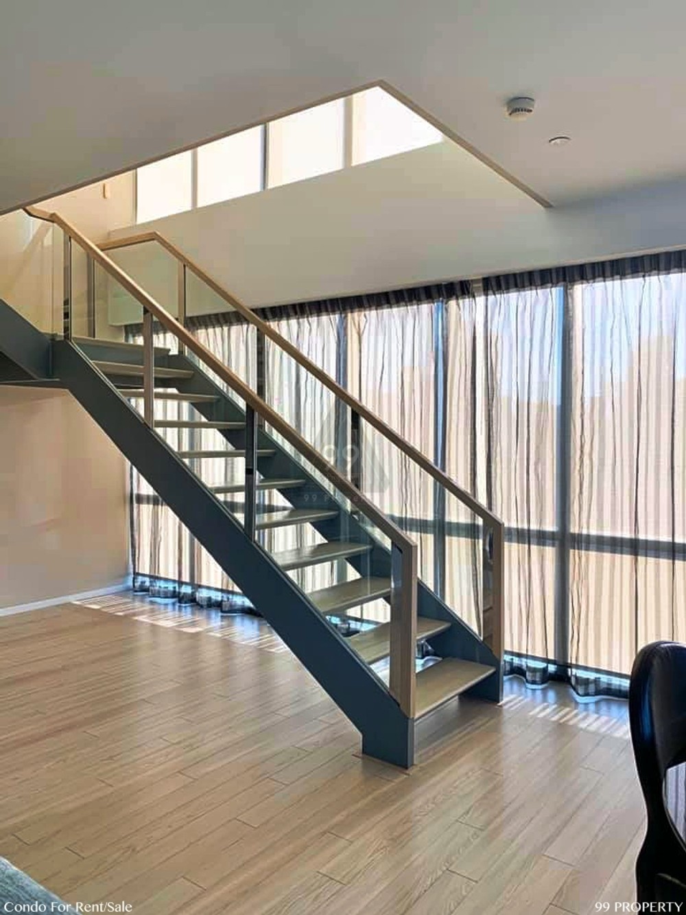 The Room Sukhumvit 21 [เดอะ รูม สุขุมวิท 21] Duplex