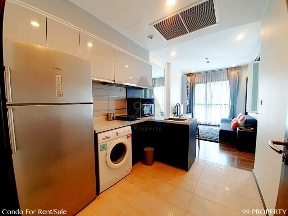Wyne Sukhumvit [วายน์ สุขุมวิท]
