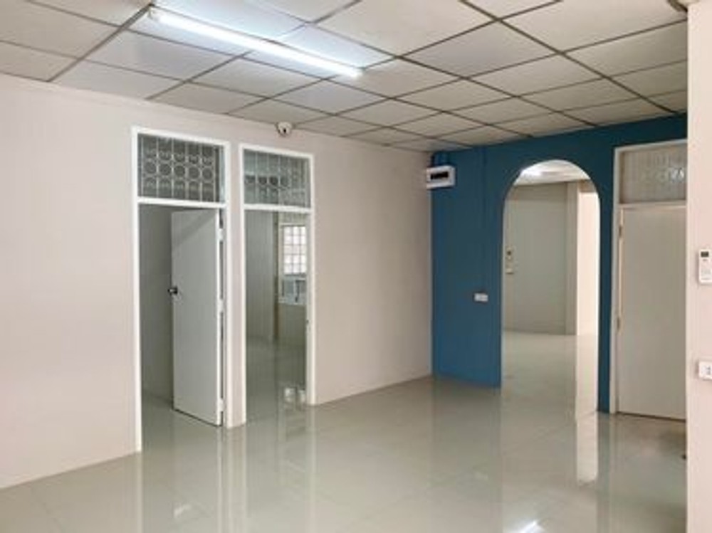 บ้านสำหรับเช่า ย่านลาดพร้าว
51116 House For Rent Ladprao,Bangkok