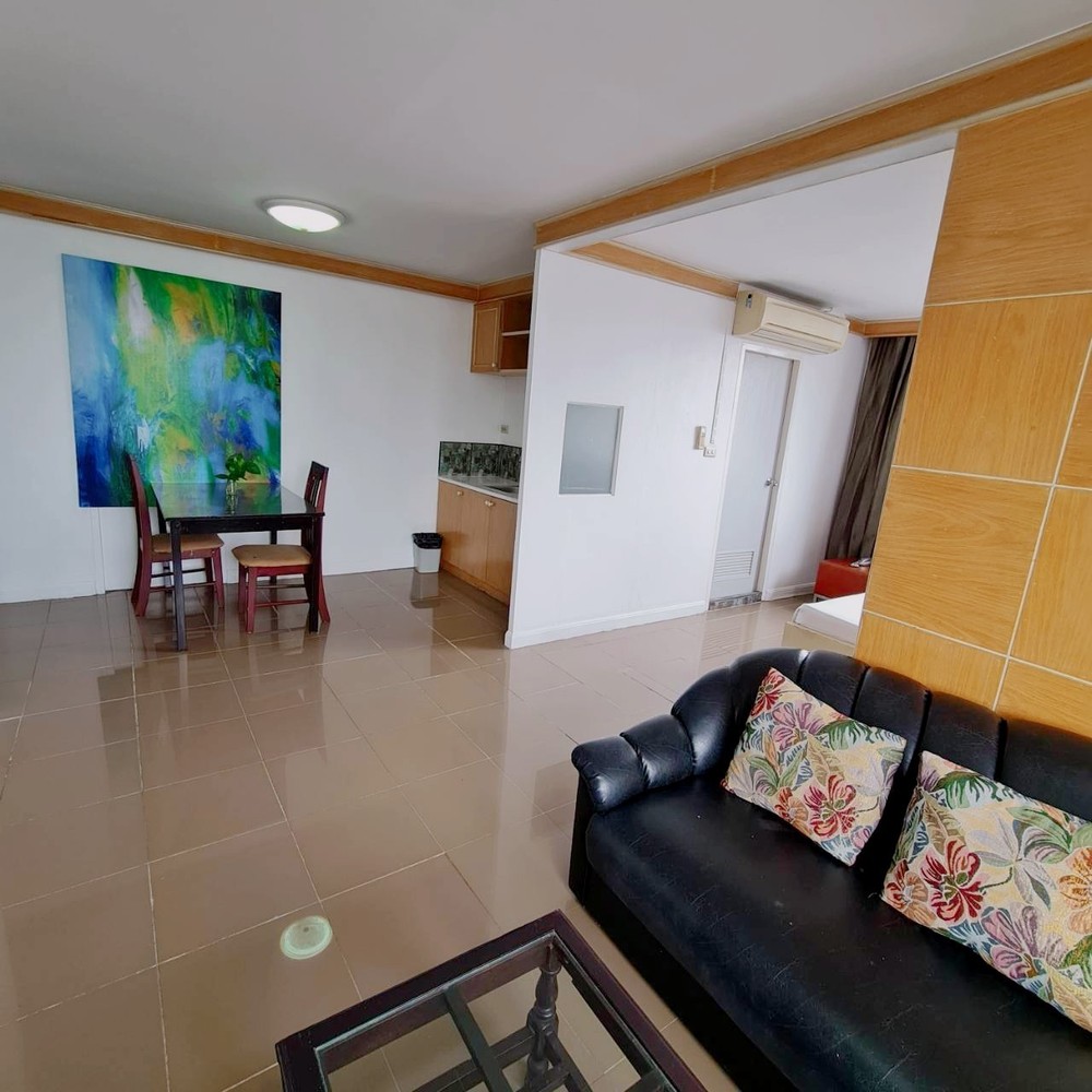 PS. Residence ( ติดถนนเพชรบุรีตัดใหม่ )😲
ห้องพัก รายเดือน ห้องพักขนาดใหญ่ถึง 45 ตร.ม.🤩
จัดแบ่งเป็นสัดส่วน สะดวก สบาย😁
เฟอร์นิเจอร์และอุปกรณ์เครื่อง