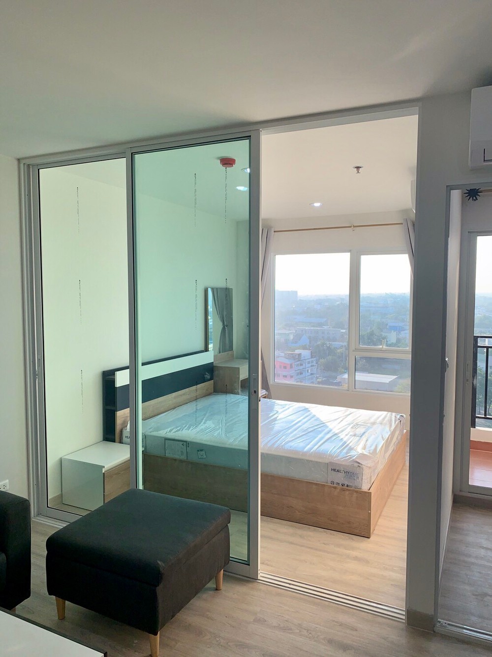 The Crystal Bliss รัตนาธิเบศร์ (ซอยเรวดี) ห้องขนาด 31 ตร.ม. ชั้น 12A ห้องใหม่