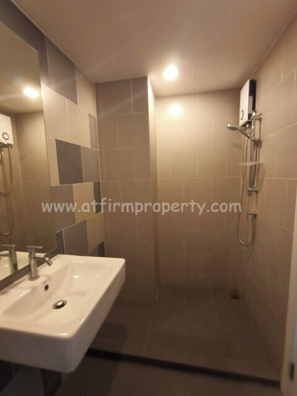[ขายพร้อมผู้เช่า] 2.25 ล้าน ชีวาทัย เพชรเกษม27 BTS/MRT บางหว้า โทร 0661145594 น้ำหวาน