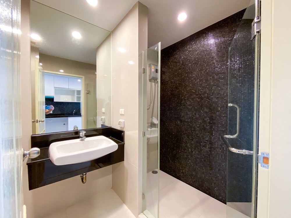 9,000 B/Month ให้เช่าคอนโด แบงค์คอก ฮอไรซอน P48 (Bangkok horizon P48) ใกล้ MRT เพชรเกษม48 เฟอร์นิเจอร์ครบ พร้อมเข้าอยู่