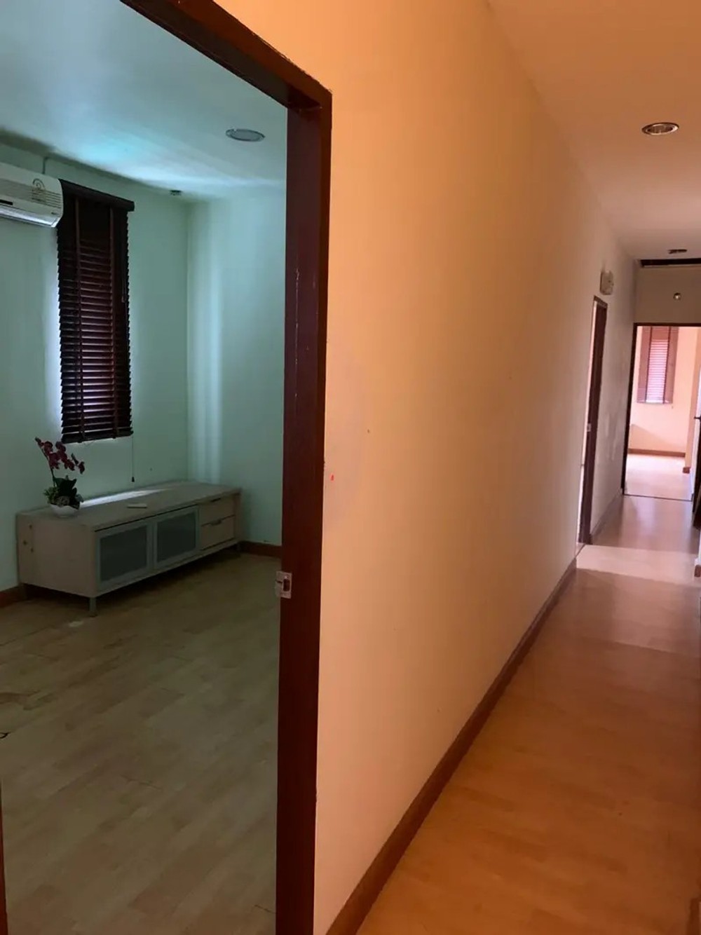 ทาวน์โฮมสำหรับเช่า พันธ์ศักดิ์วิลล่า
45926 Townhome For Rent Pansak villa