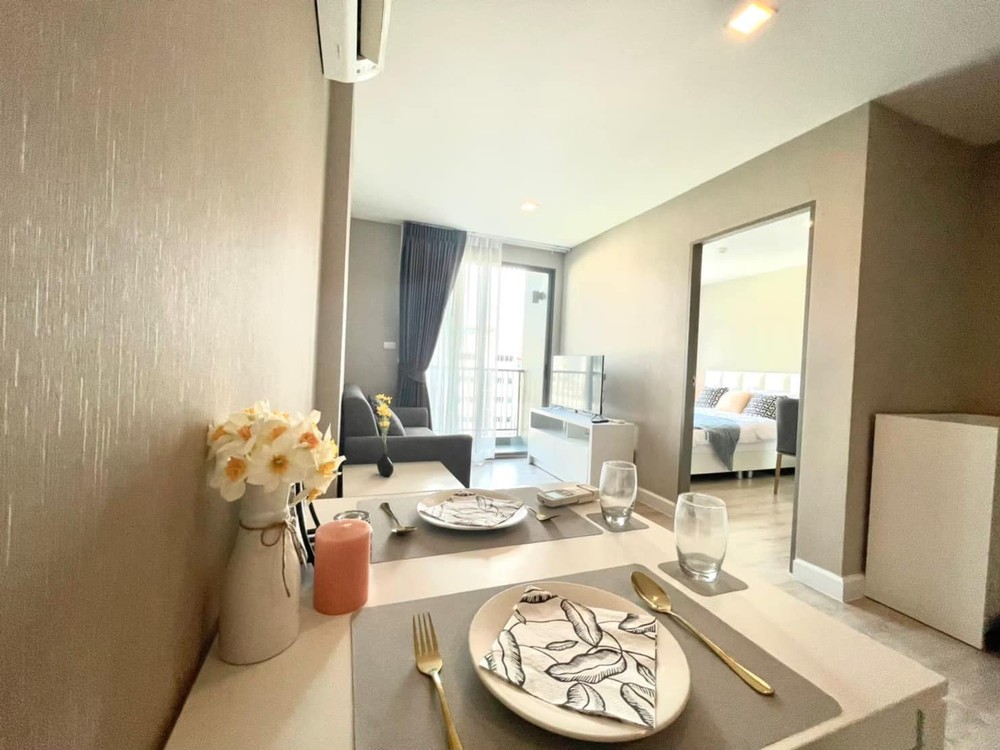 ให้เช่าคอนโด Metro Luxe Ratchada ห้องใหม่ ไม่เคยมีผู้เช่า
