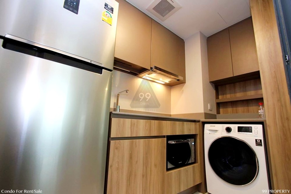 Taka Haus Ekamai 12 : ทากะ เฮาส์ เอกมัย 12
