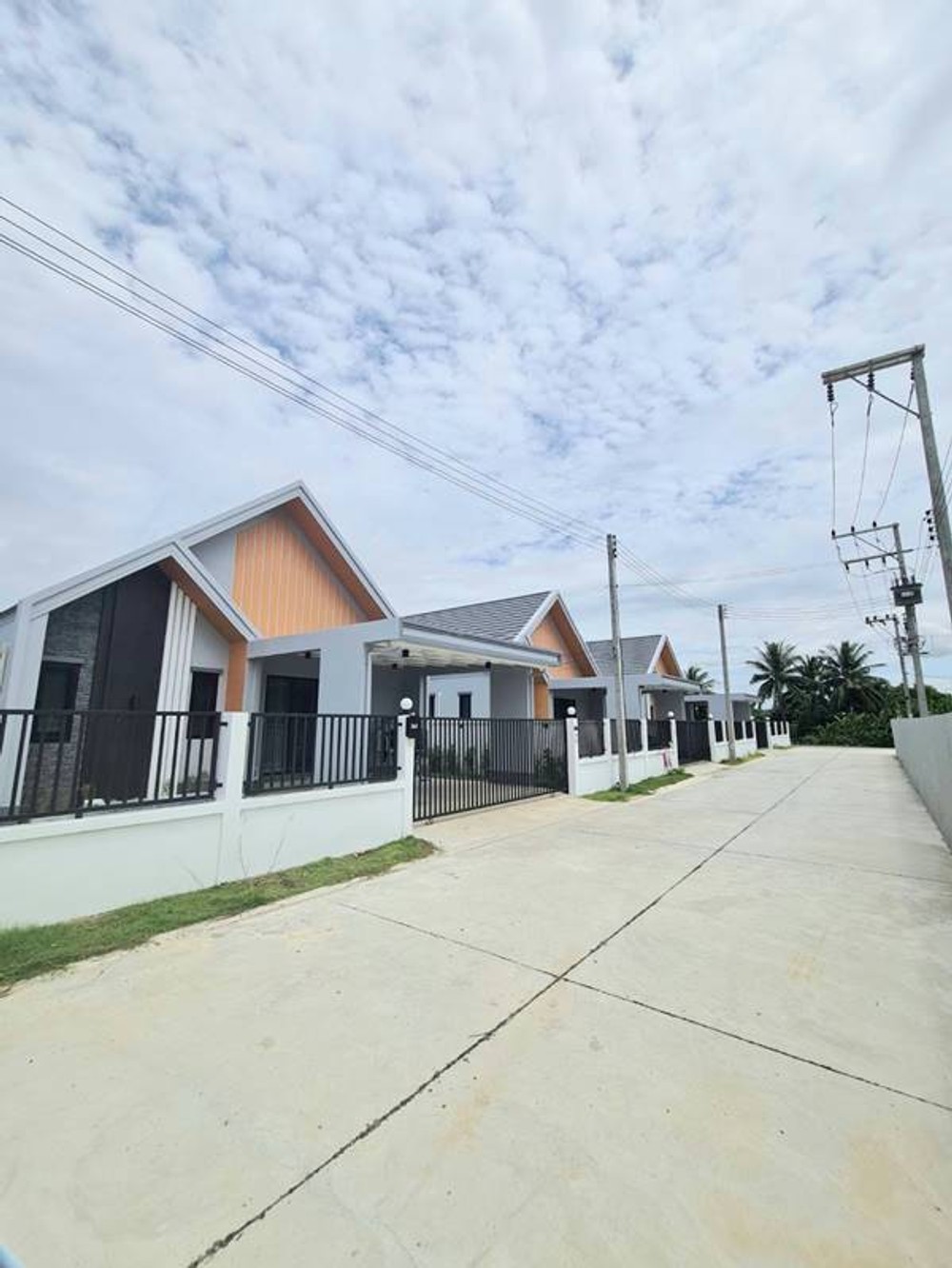 เปิดตัวโครงการใหม่บ้านเดี่ยว BLUE LIVING บางภาษี -บางเลน จ.นครปฐม (รอยต่อไทรน้อย นนทบุรี)