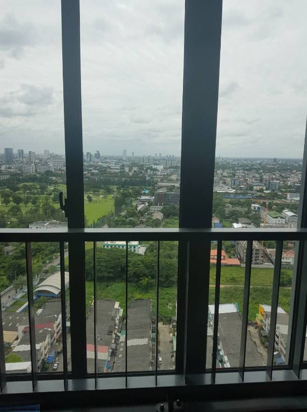 ให้เช่า คอนโด ไอดิโอ โมบิ อีสเกต บางนา ( IDEO Mobi Sukhumvit Eastgate ) ใกล้ BTS บางนา