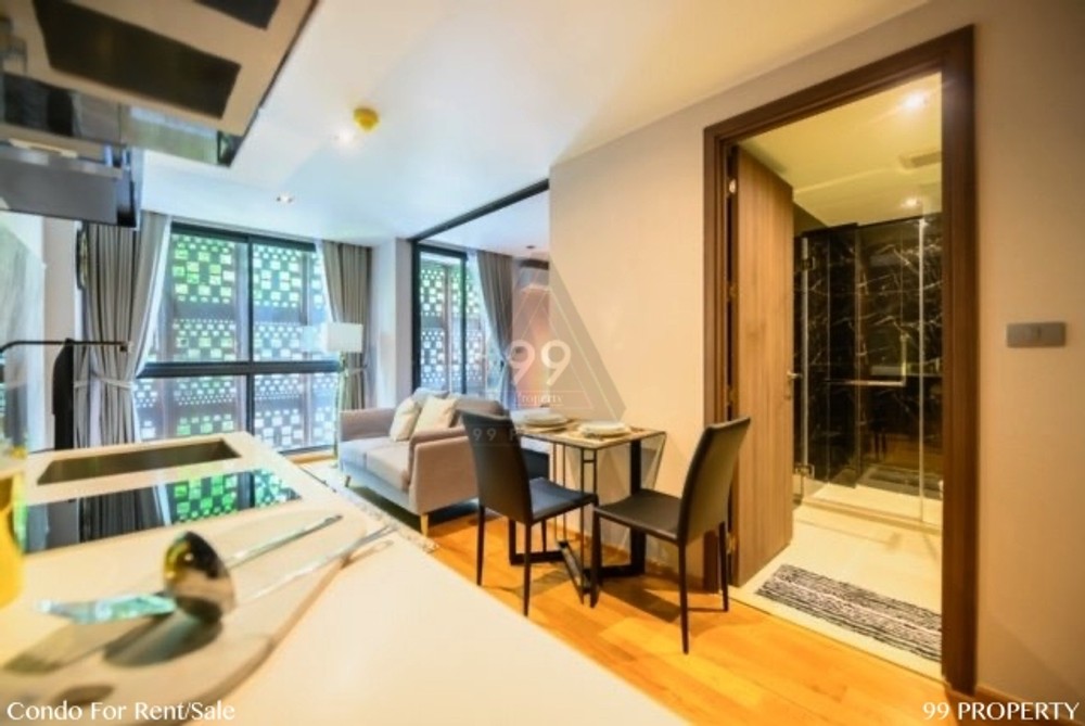 Altitude Samyan-Silom [อัลติจูด สามย่าน-สีลม]