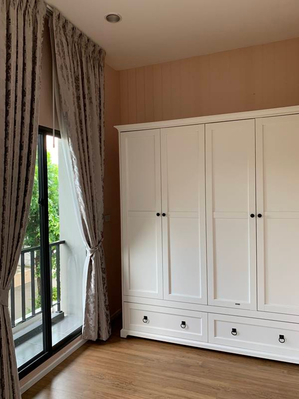 thumbnail-9
