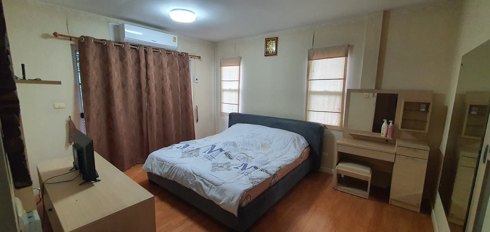 บ้านเช่า บ้านเดี่ยว ธัญบุรี คลอง4 พร้อมเฟอร์ แบบ3 นอน แอร์ 3 ตัว เพียง 18,000 บ