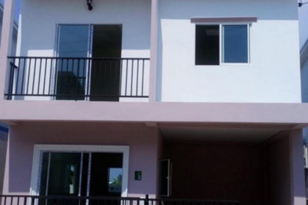 ขายบ้าน บ้านฉันวินเลจ หนองจอก
40579 House For Sale Baan Chan Village Nong Chok