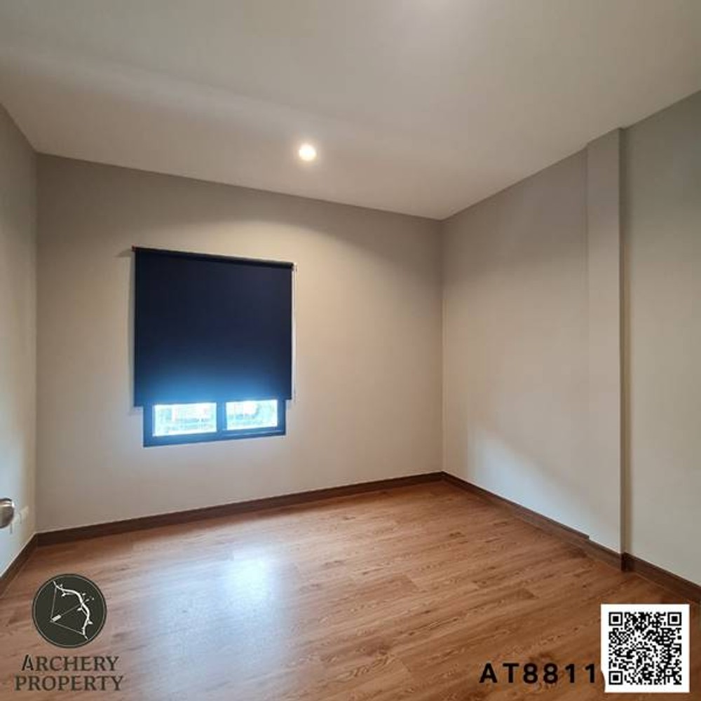 ทาวน์เฮ้าส์ 3 ชั้น ใน วันดารา แมนดาริน่า Renovated 3 Storey townhouse for sale Sukhumvit 77