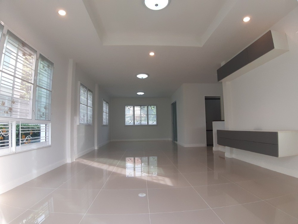 ขายบ้าน บางคูวัด เมืองปทุมธานี 61235
61235 House For Sale Bang Khu Wat-Pathum Thani-Pathum Thani
บ้านสวยมากค่ะ