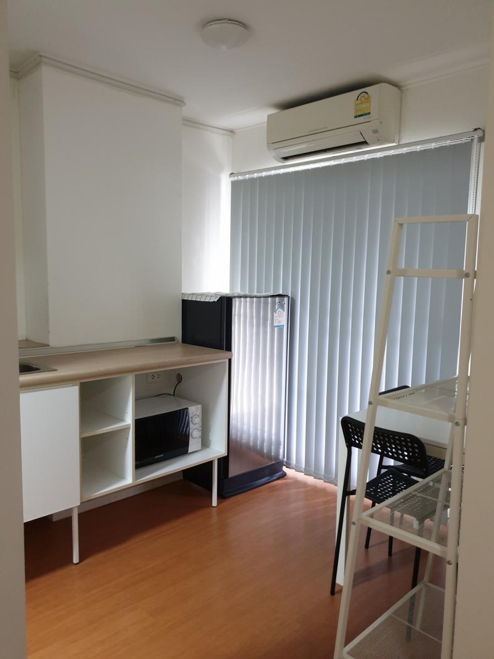 ให้เช่าลุมพินี คอนโดทาวน์ ชลบุรี-สุขุมวิท [Lumpini Condo Town Chonburi-Sukhumvit]