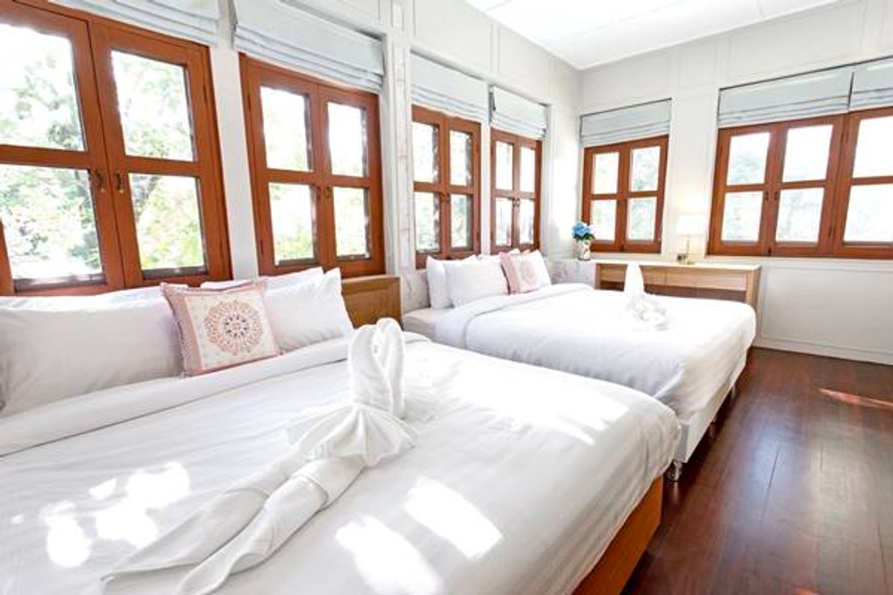 URGENT!!! Private Luxury Pool Villa for RENT near BTS Chongnonsi / MRT Lumpini at Sathorn Road