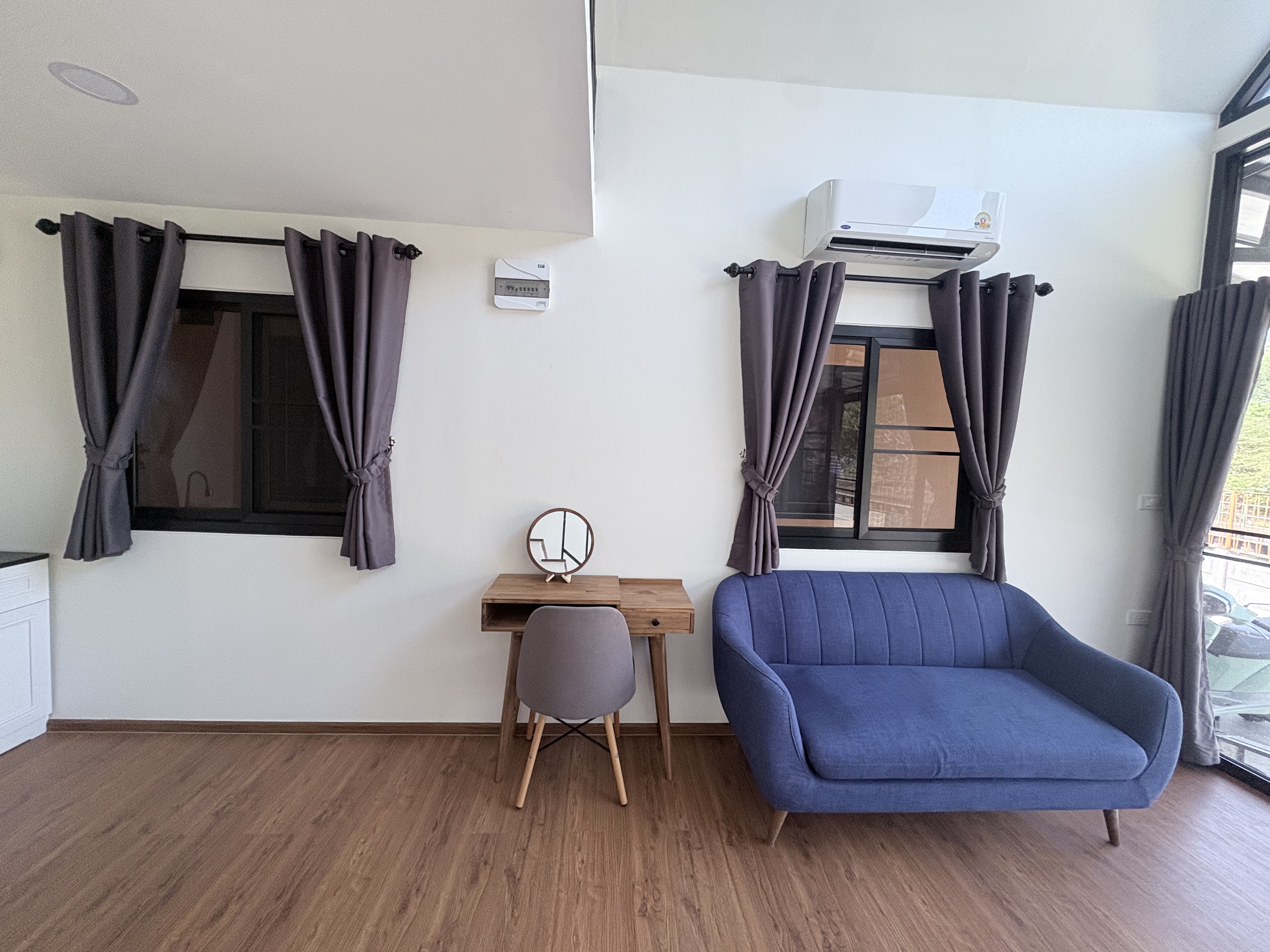 ห้องเช่า หลังซีคอนศรีนครินทร์ ใกล้รถไฟฟ้าสายสีเหลือง