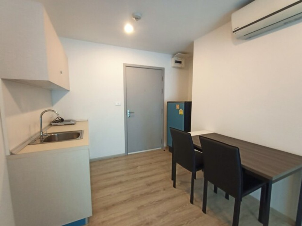 ให้เช่า 10000 บ/ด ชั้น 6 ชีวาทัย เพชรเกษม 27 ใกล้ MRT/BTS บางหว้า 0661145594