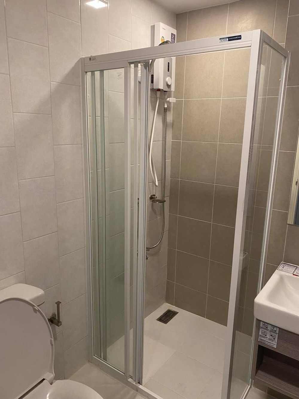 ให้เช่าด่วน-ราคาถูก คอนโด Kave town space ใกล้ม.กรุงเทพ
