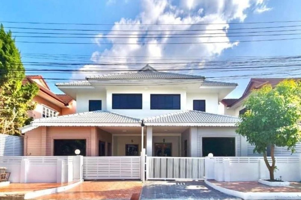 ขายบ้านพร้อมผู้เช่า บ้าน วังบัวตอง
52942 House For Sale Ban Wang Bua Tong
*Sell with tenant