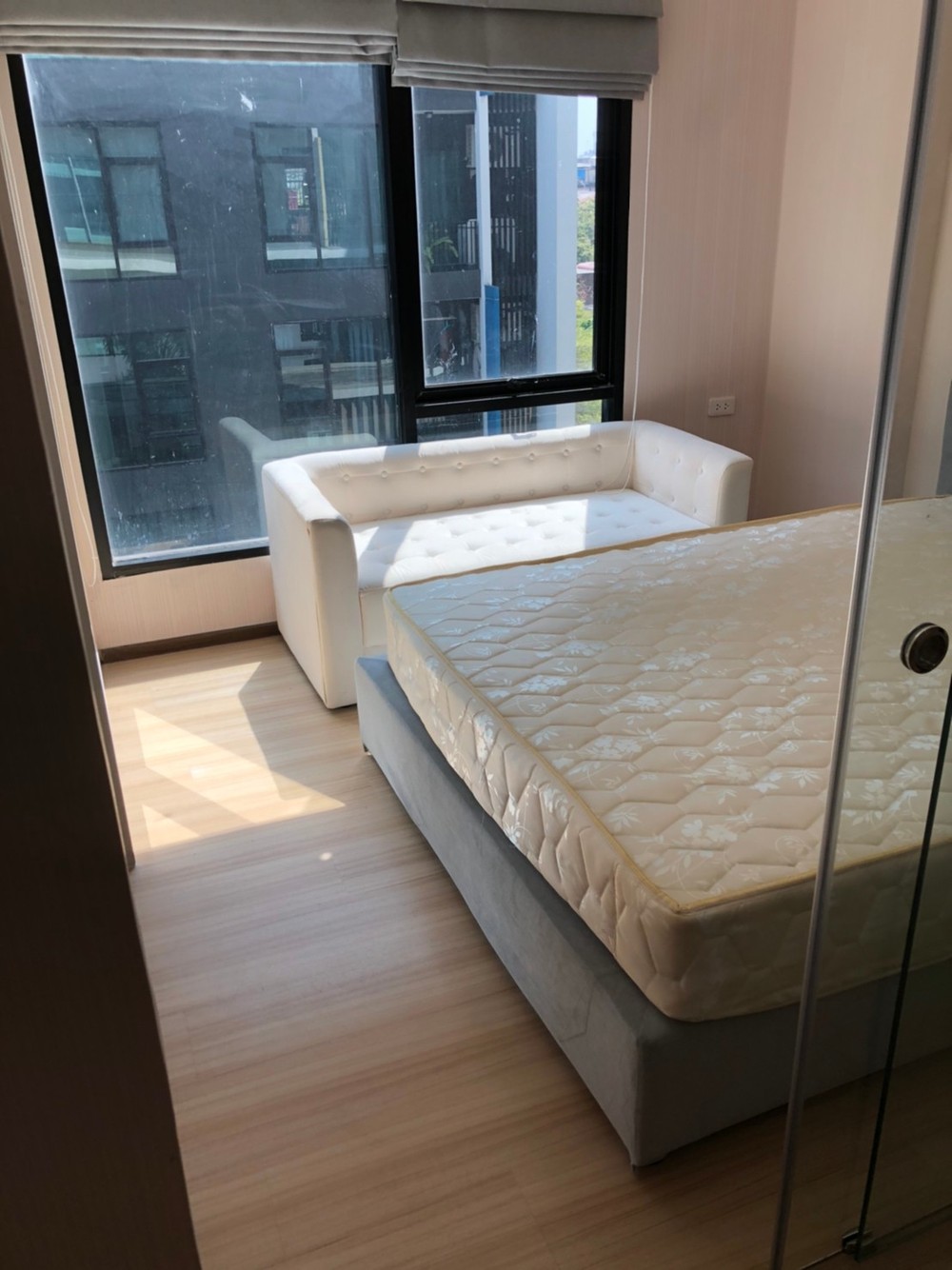ให้เช่า : Fresh Condominium (เตาปูน บางซื่อ)