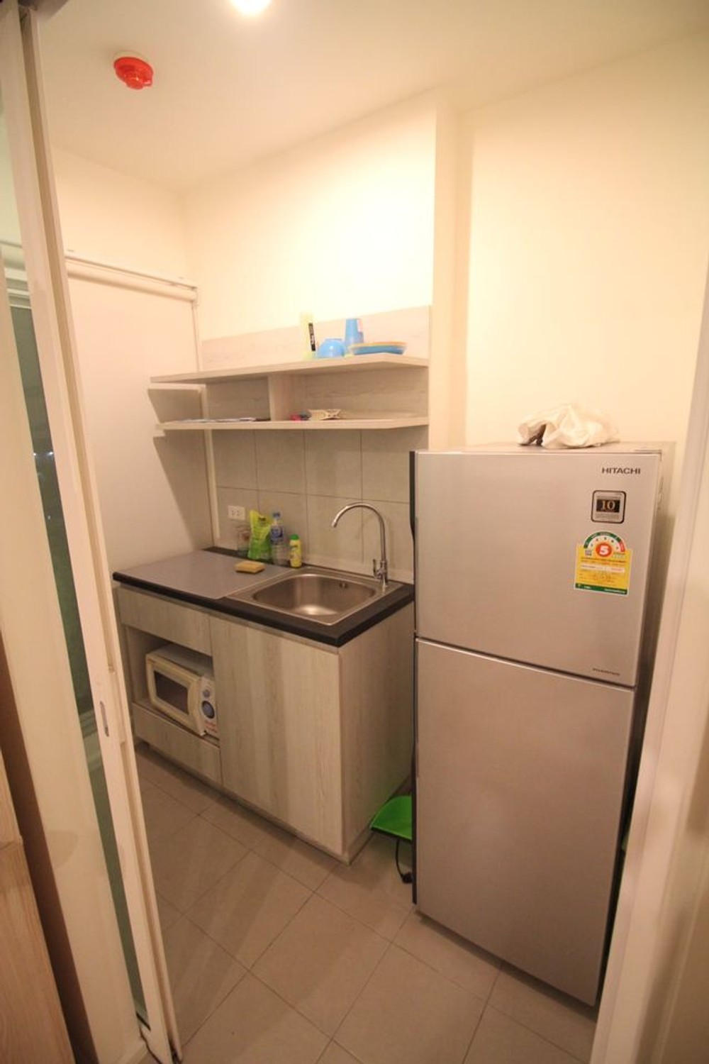 ให้เช่า คอนโด ASPIRE SATHORN-THAPRA 24ตรม. // 9000 บาท