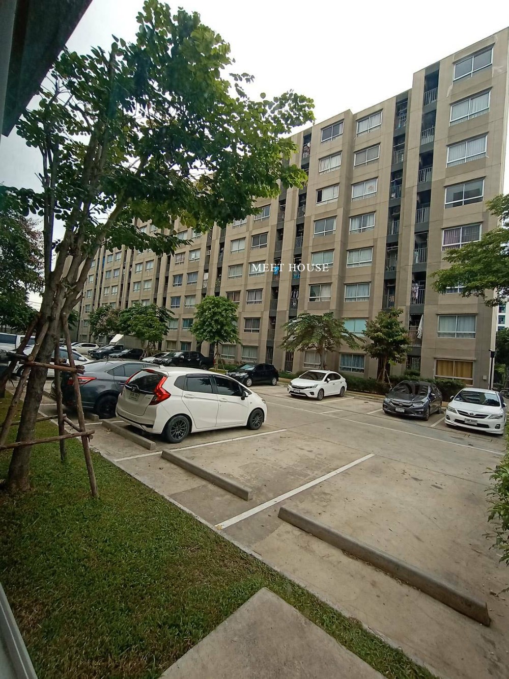 ผ่อนตรงกับเจ้าของ ขาย Plum Condo สามัคคี ห้องชุด สตูดิโอ 1 ห้องน้ำ พื้นที่ 28.52 ตรม. ชั้น 1 ตึก C
ห้อง Type ใหญ่สุด (หลังริม)