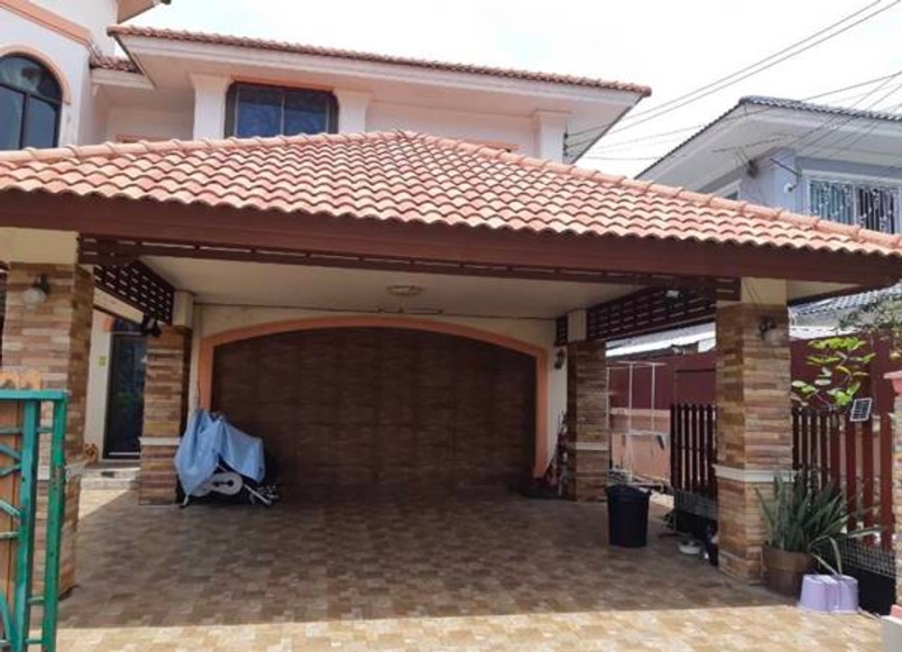 ขายบ้าน หมู่บ้านภัสสร 13 ขนาด 105 ตร.ว. 4 ห้องนอน 3 ห้องน้ำ 1 โกดังเก็บสินค้า
