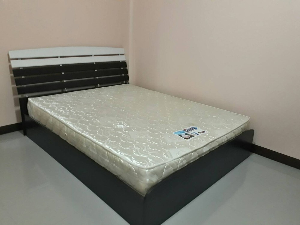 ห้องเช่าแอร์พร้อมเฟอร์ ฯ รายเดือน 3,700.-บาท/เดือน สอบถามโทร 065-1936591 สะอาด ลมเย็น สงบ ปลอดภัย มีสิ่งอำนวยความสะดวก หอพักติดตั้งแอร์ระบบInverter