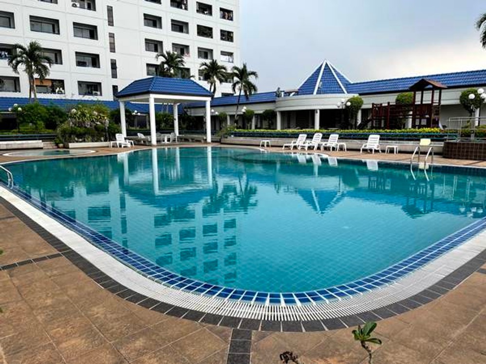 ขาย คอนโด รีเจ้นท์ศรีนครินทร์ทาวเวอร์ ห้องเพนเฮ้าส์สูท 2 ชั้น 124 ตรม.