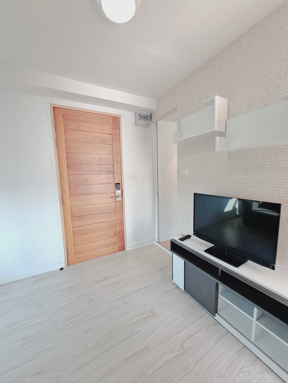 ให้เช่าคอนโด C Style Condo ใกล้ MRT สุทธิสาร


