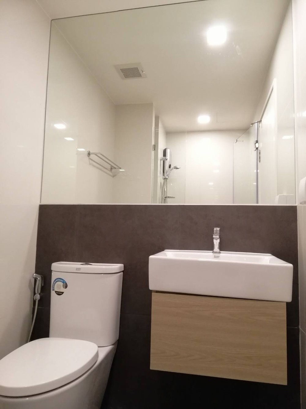 FOR RENT: A0025 Chambers On-nut Station