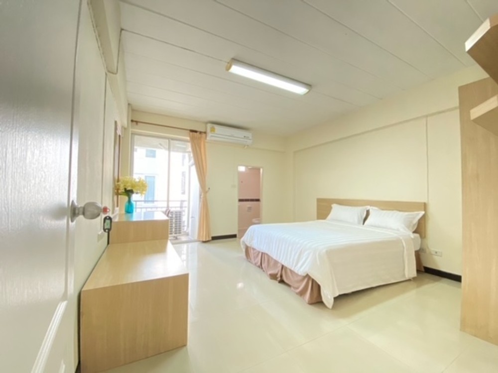 ลิลลี่เพลส ห้องพัก ที่พัก ห้องเช่ารายเดือน ระยะสั้น ใกล้รถไฟฟ้าBTSบางนา แบริ่ง สำโรง ไบเทค สุขุมวิท