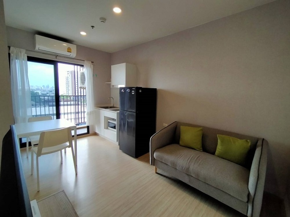 ห้องถูกให้เช่าด่วน!! Plum Condo Pinklao Station ขนาด 1 ห้องนอน 26 ตรม. พร้อมเฟอร์ เพียง 8,500 บาท ห่าง MRT บางยี่ขัน เพียง 800 เมตร โทร 0641535924
