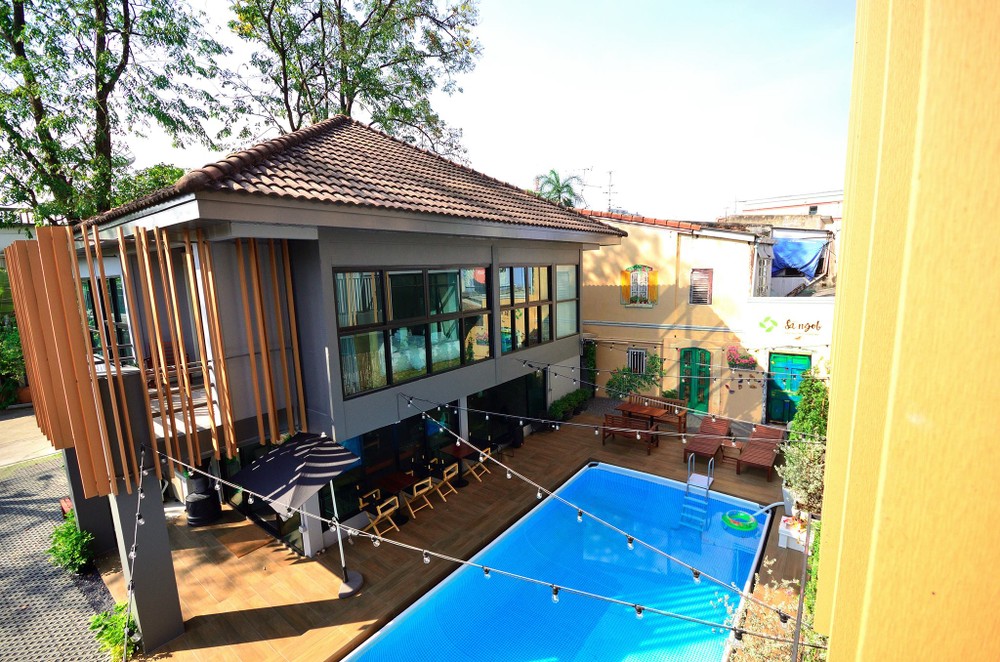 โรงแรม เนสบายสงบ.เฟอร์ครบ ที่นอนPremiunมาตรฐานโรงแรม,สระว่ายน้ำ ฟรีทำความสะอาด(รับระยะสั้นและยาว)